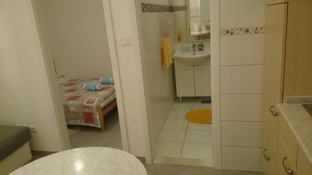 Apartman Renata Omis Ngoại thất bức ảnh